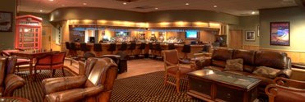 Mcm Elegante Hotel & Conference Center Beaumont Restaurant photo