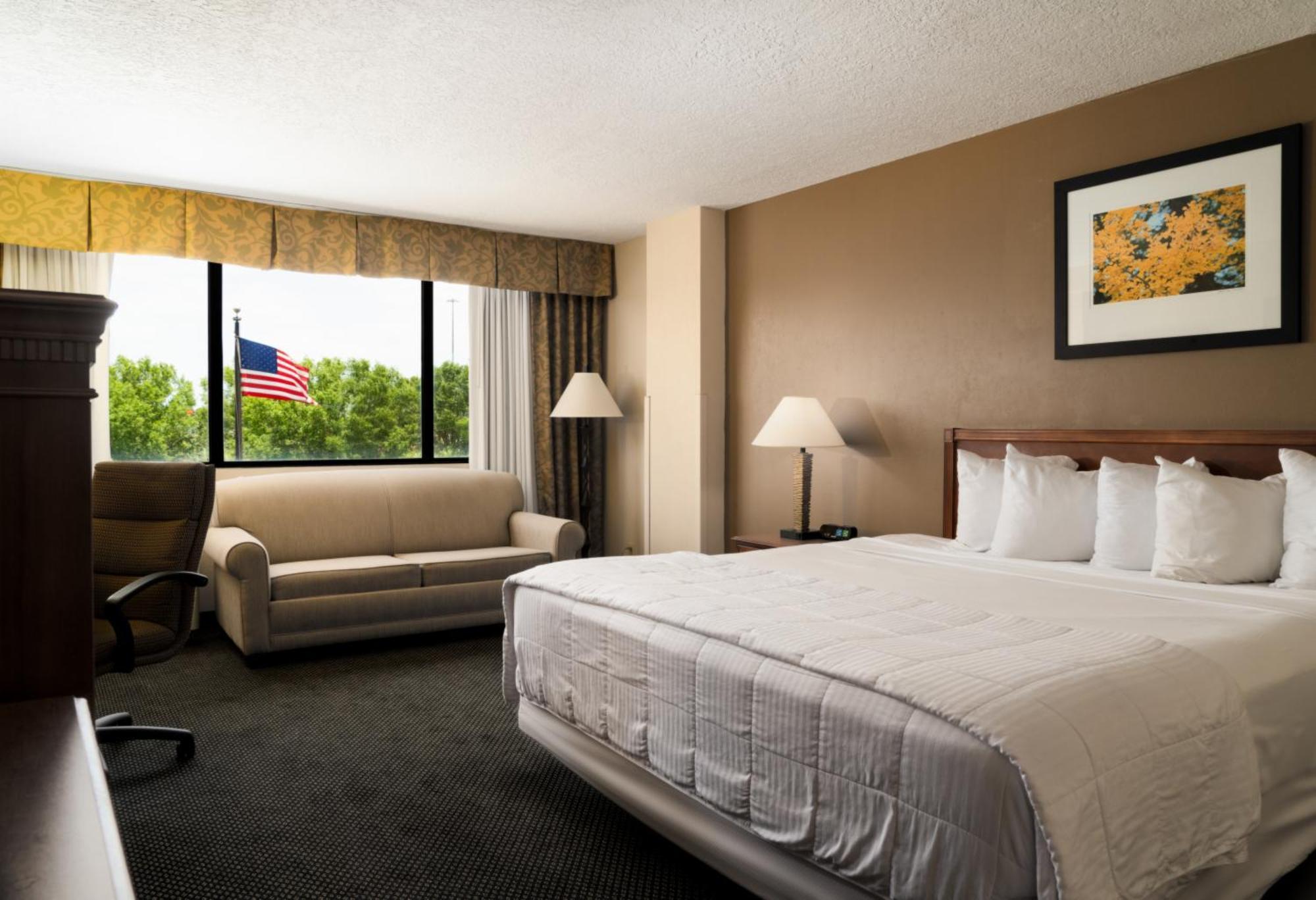 Mcm Elegante Hotel & Conference Center Beaumont Exterior photo