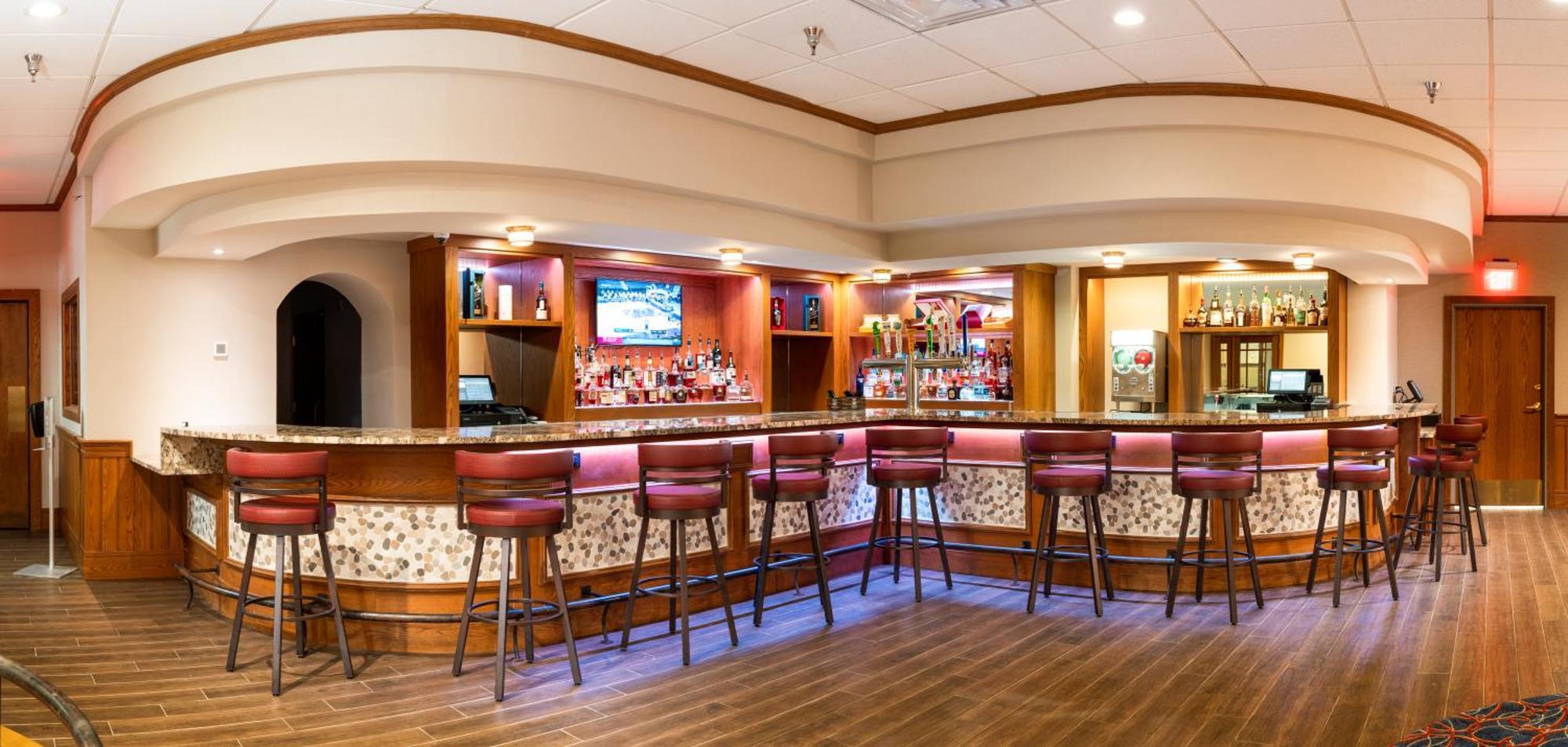 Mcm Elegante Hotel & Conference Center Beaumont Exterior photo